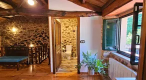 A Casa dos Avós es una casa de Piedra de 1850 con Piscina y en plena Naturaleza en Galicia - Image 5