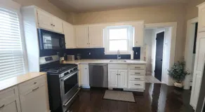 The Fairview - North of Boston Furnished Home - Image 4