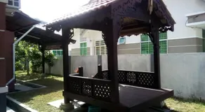 Villa Fairuz Hana Islamic Stay - Image 5