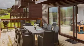 Puffin Hot tub Lodge, 4 bedrooms Resort, Pool,Gym,Bar - Image 4