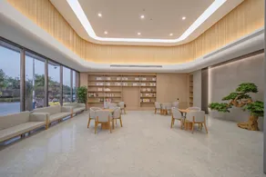 Huanpeng Holiday Hotel - Image 3