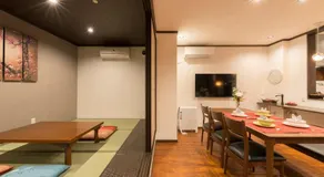 Permitted by Osaka city, family and large rooms - Image 3