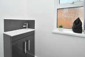 Townhouse @ Lawton Street Crewe - Image 5
