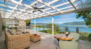 Stunning Villa with pool and views of Knysna - Image 2
