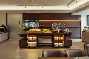 Hotel Holm Bangkok - Image 4