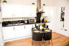 Southampton Serviced Apartments - Image 5