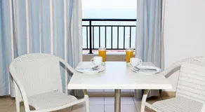 Miramare Hotel - Image 4