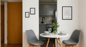 Avoca Court - Image 2