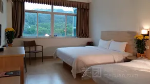 Jinzun Holiday Hotel - Image 4