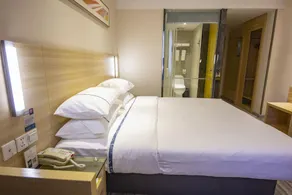 City Comfort Inn Zhongshan Xiaolan Xinduhui Gymnasium - Image 4