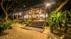 Barrier Beach Resort - Image 5