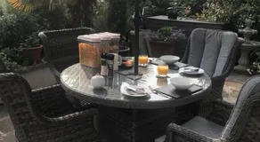 Highview Bed and Breakfast - Image 3