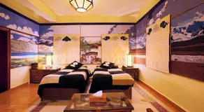 Chonor House - Image 2