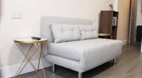 Front House suite - Image 2