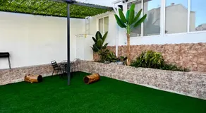 J Home - Image 4