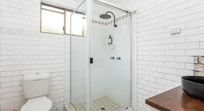 Sunrise Beachfront Getaway - Image 3