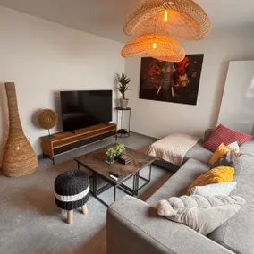 3-bedroom apartment with terrace - Image 5
