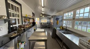 Golden Mermaid Villa, Big Home Amenities - Small Hotel Room Price - Image 2