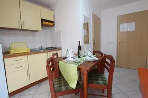 Apartmani Jandrok Pirovac - Image 1
