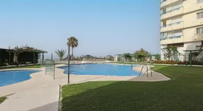 Appartement de première ligne avec vue sur la mer, piscine, climatisation et Wi-Fi. - Image 5