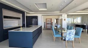 Luxury Seaview Apartment - Image 5