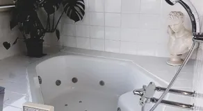 Sam's Place - Image 4