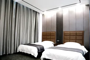 Chenjin Hotel (Caojiabao Airport Branch) - Image 2