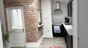The Newcastle Residence Cozy & Modern Flats in The Park Estate - Image 5