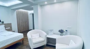 Rozos Hotel - Image 2