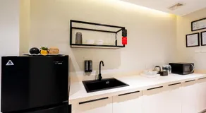 SixtyFifth Destination Resort Hotel - Image 5