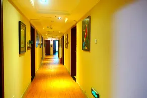 Leizhen Hotel - Image 4