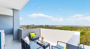 3 bedroom apartment in the bustling neighborhood of Arncliffe - Image 5