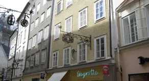 City-Center Apartments - Image 3