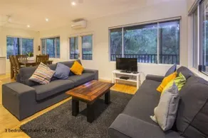 Sea Breeze East Chalet Yallingup - Image 3