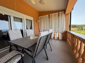 Sea View Apartment Artmare - Image 4