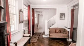 Historic House on the HillDownstairs ONLY - Image 4