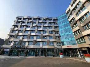 Chungchoho Best Hotel - Image 4