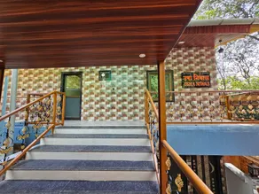 USHA NIWAS - MATHERAN - Image 2
