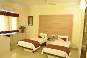 Lovely 4 bedroom serviced apartment in Hyderabad - Image 3