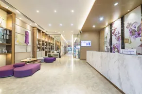 Lavande Hotel Neijiang High-speed Railway Station Peace Plaza - Image 2