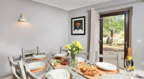 Hopton Cottage - Darwin Lake Holiday Village - Image 3