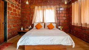 Saveda Farm & Cottages - Image 2