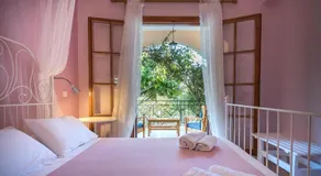 Marina's Villas - Image 2