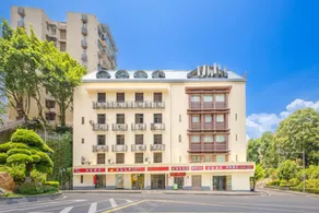Laisu Hotel (Chongqing Auditorium) - Image 3