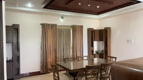 Aesthetic, beautiful & Furnished - Image 4