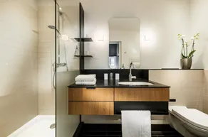 Apartment040 - Image 2