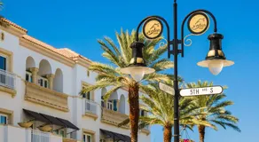 Charmant appartement en copropriété adapté aux familles avec piscine chauffée, jacuzzi et barbecue | Vue plage | À côté de la plage - Image 5