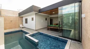 Casa Munique Maringa Com Piscina Ar Condicionado e Churrasqueira - Image 4