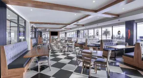Garden Court Kings Beach - Image 5