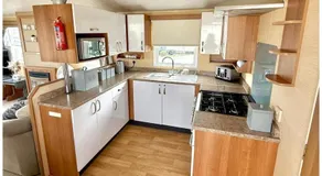 3 Bedroom 8 birth Caravan - Sand Le Mere - Image 3